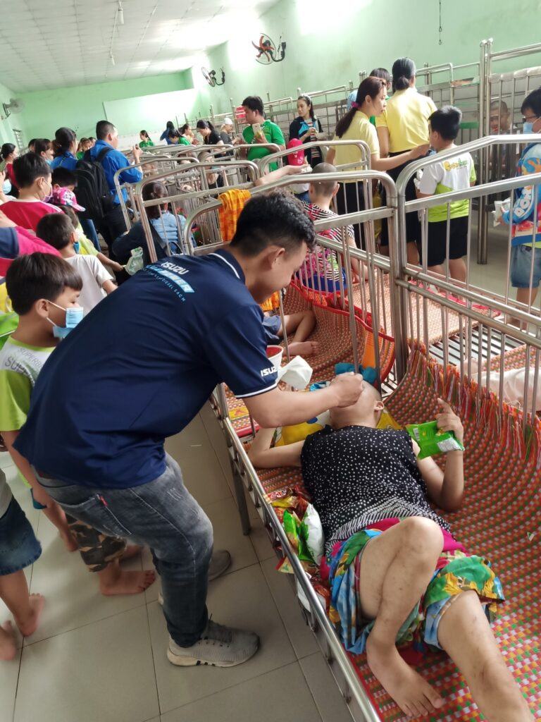 HÀNH TRÌNH LAN TỎA YÊU THƯƠNG ĐẦU TIÊN CỦA TBSG….
