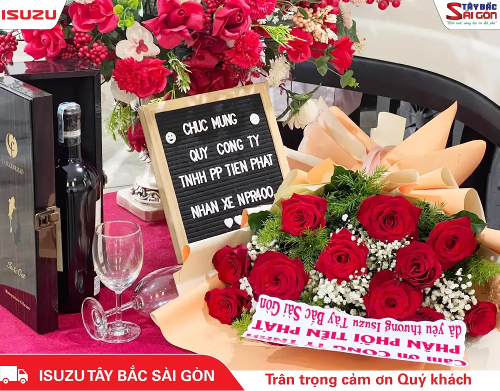Bàn giao xe NPR400