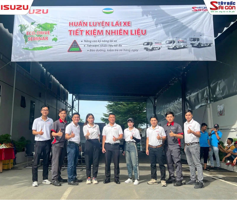 Buổi huấn luyện và lái xe tiết kiệm tại trung Tâm Đào Tạo & Sát Hạch Lái Xe Hóc Môn