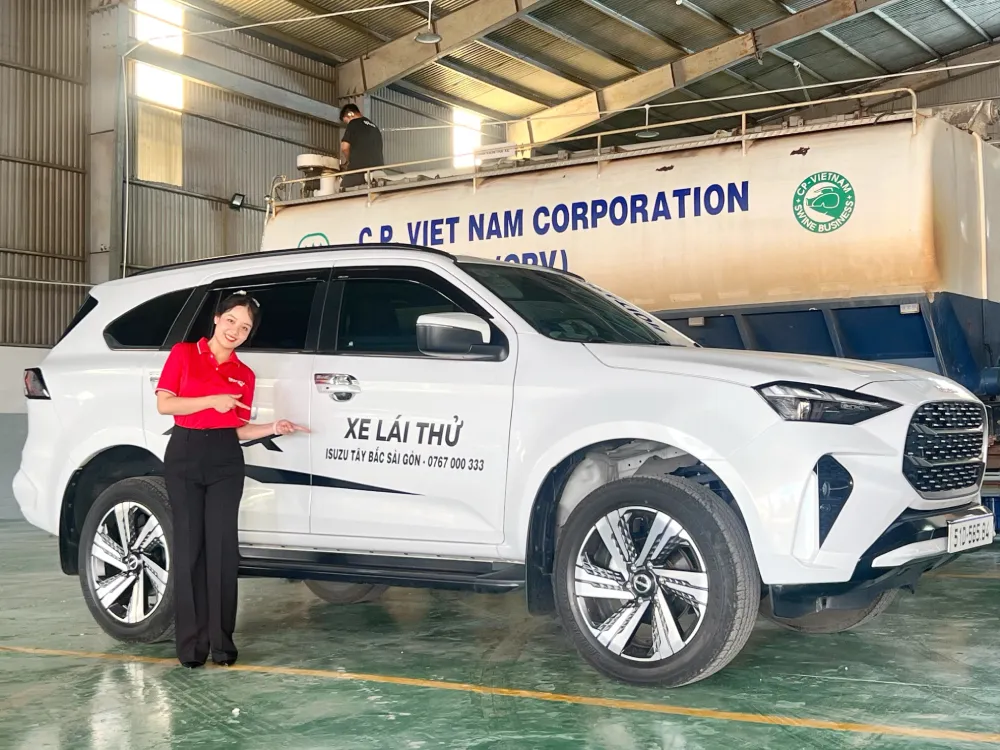 Xe lái thử tại ISUZU Tây Bắc Sài Gòn - CN Bình Phước